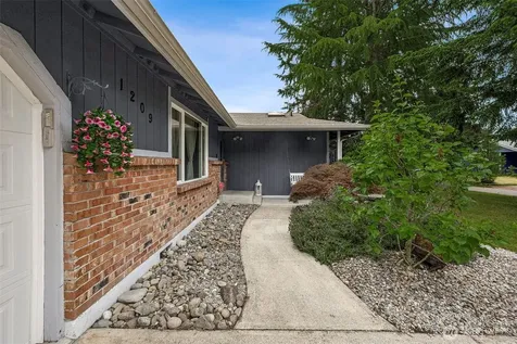 1209 130th Street S Tacoma WA 98444