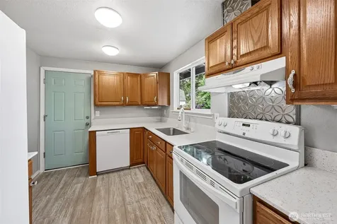 1209 130th Street S Tacoma WA 98444