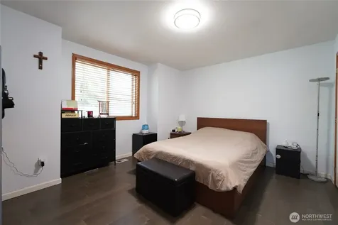 1903 O Court SE Auburn WA 98002
