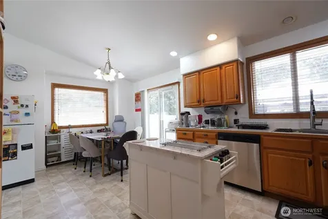 1903 O Court SE Auburn WA 98002