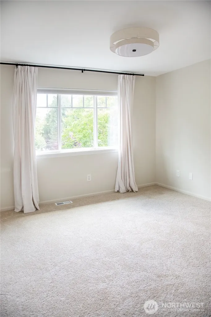 6915 205th Street SE Snohomish WA 98296