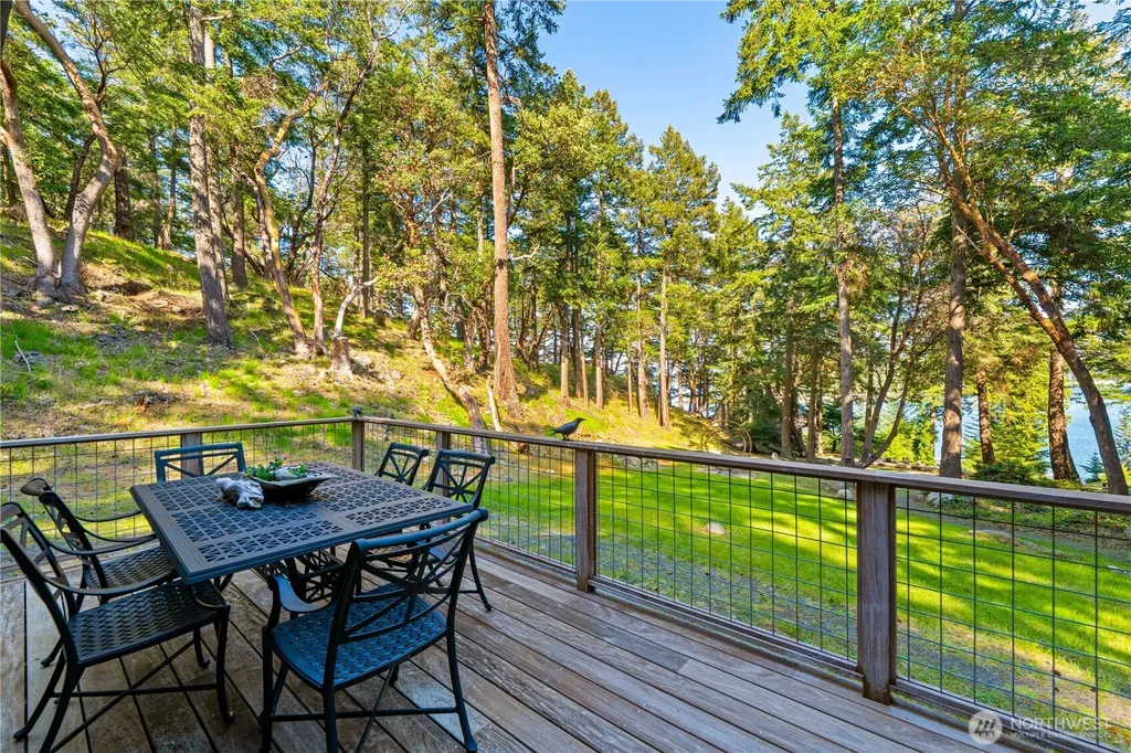 5 Nelson Trail Henry Island WA 98250