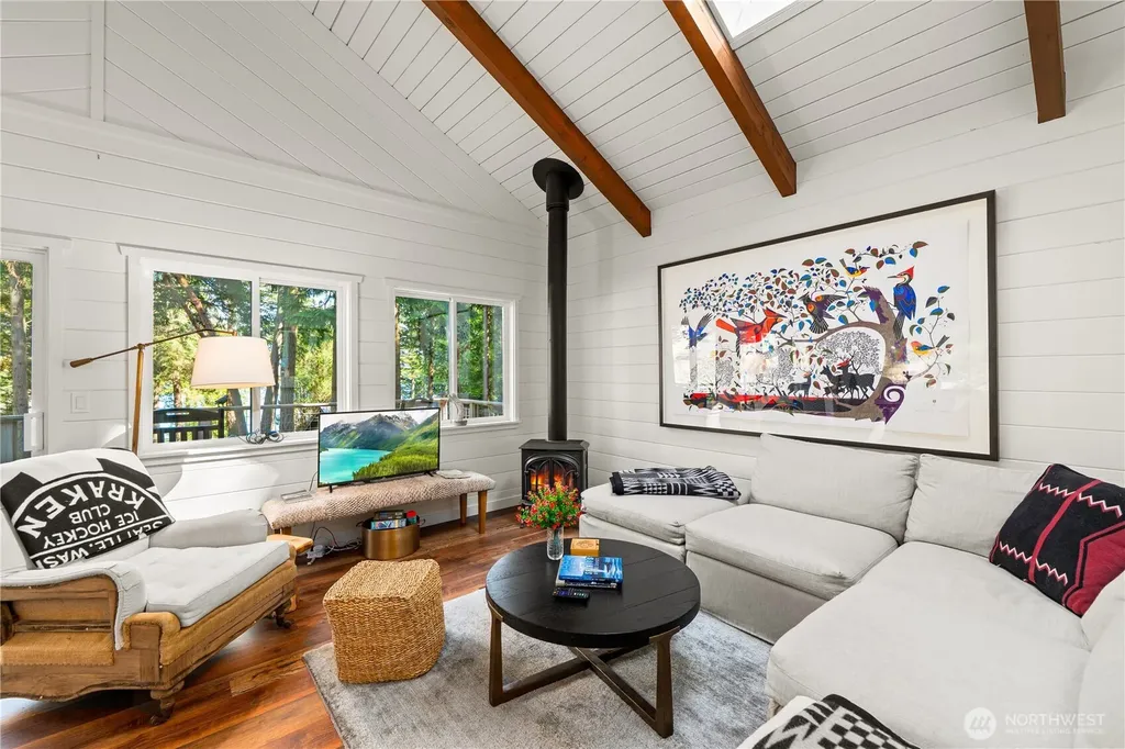 5 Nelson Trail Henry Island WA 98250