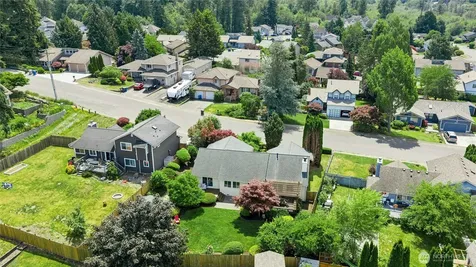 13722 SE 200th Street Kent WA 98042