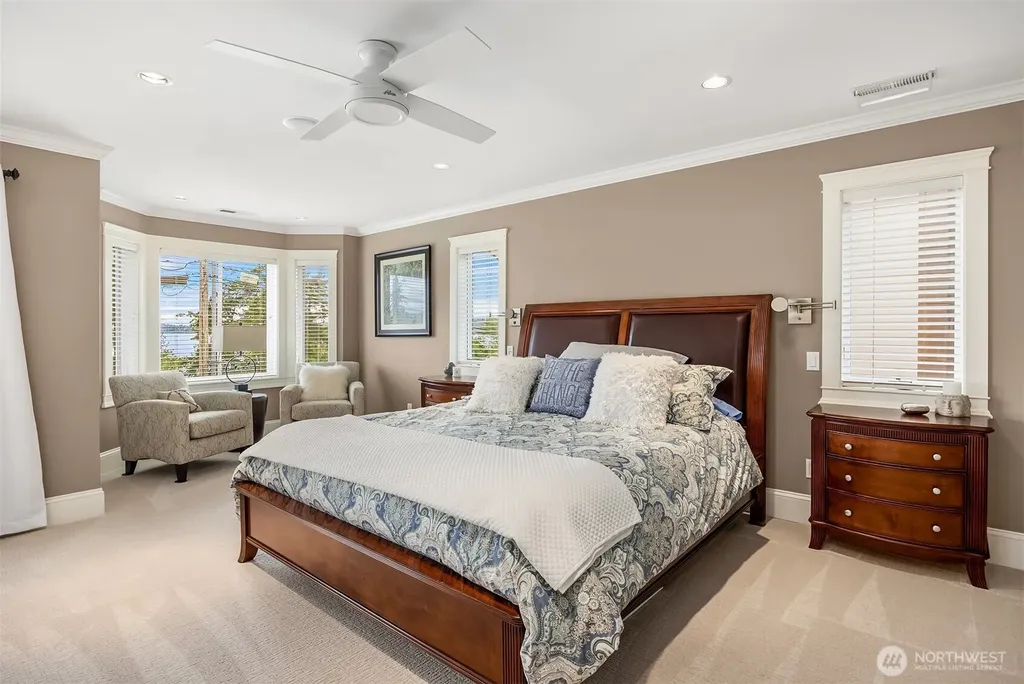 150 Waverly Way Kirkland WA 98033