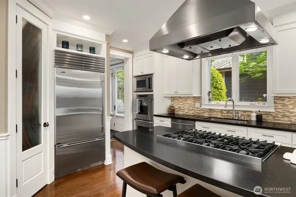 150 Waverly Way Kirkland WA 98033