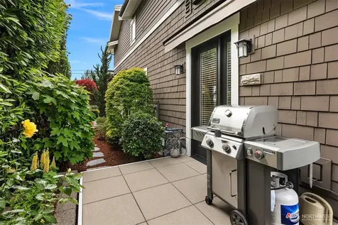 150 Waverly Way Kirkland WA 98033