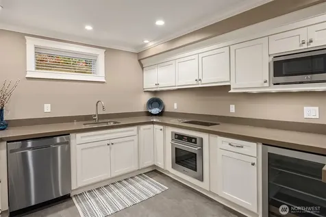 150 Waverly Way Kirkland WA 98033