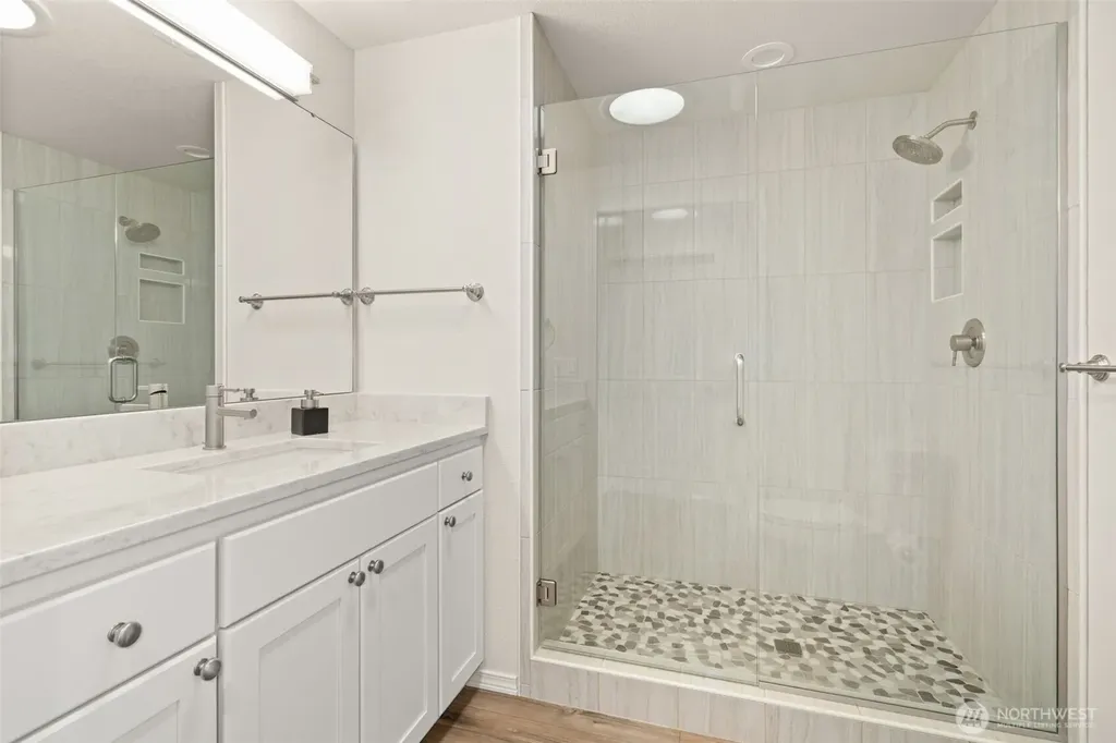 1406 Stillwaters Avenue Centralia WA 98531