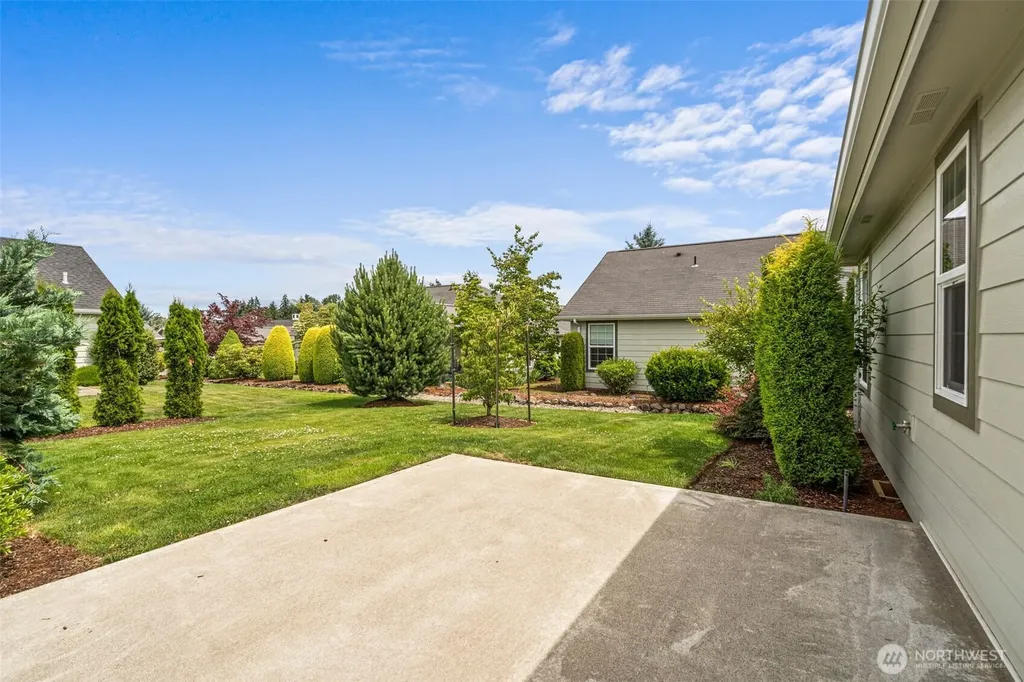 1406 Stillwaters Avenue Centralia WA 98531