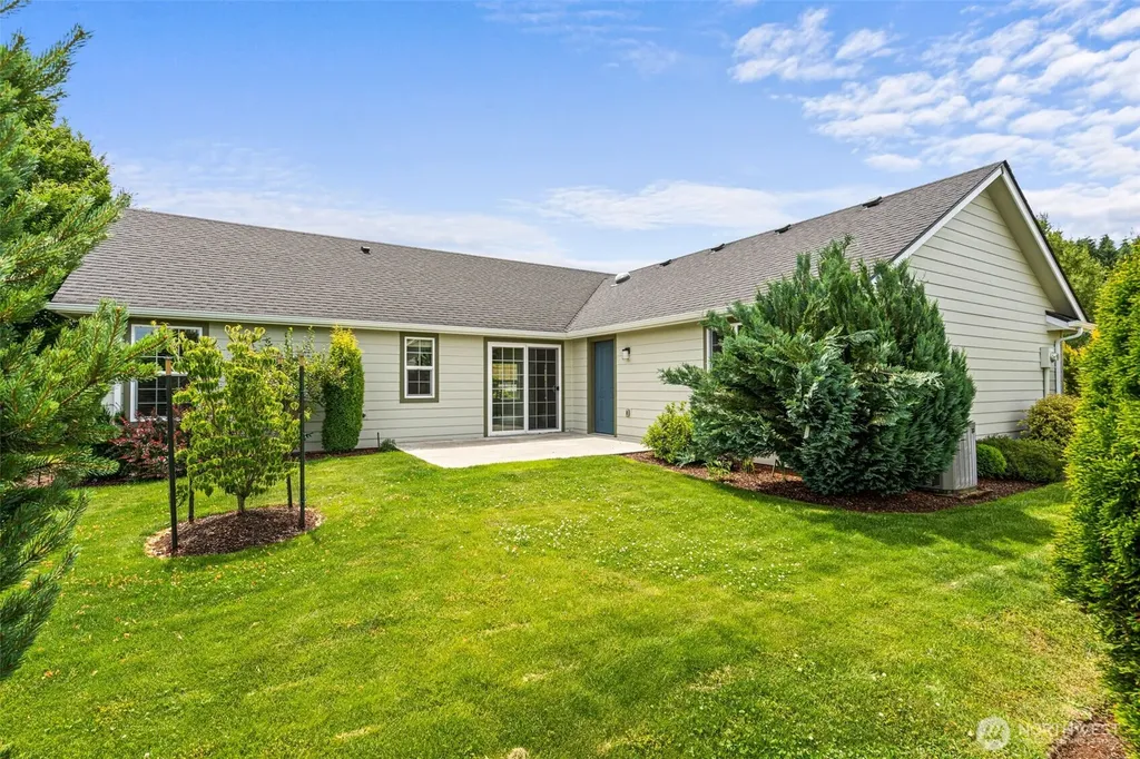 1406 Stillwaters Avenue Centralia WA 98531