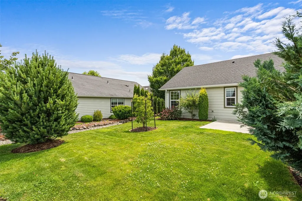 1406 Stillwaters Avenue Centralia WA 98531
