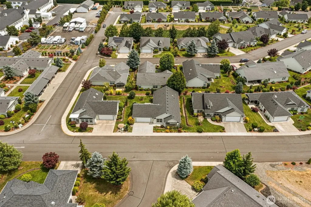 1406 Stillwaters Avenue Centralia WA 98531