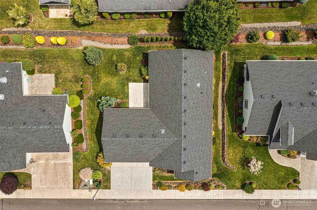 1406 Stillwaters Avenue Centralia WA 98531
