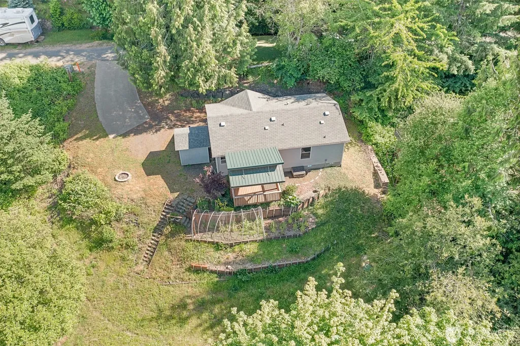 180 E Pine Street Union WA 98592
