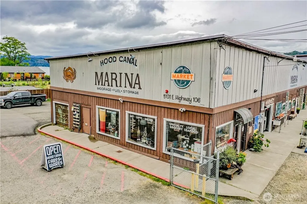 180 E Pine Street Union WA 98592