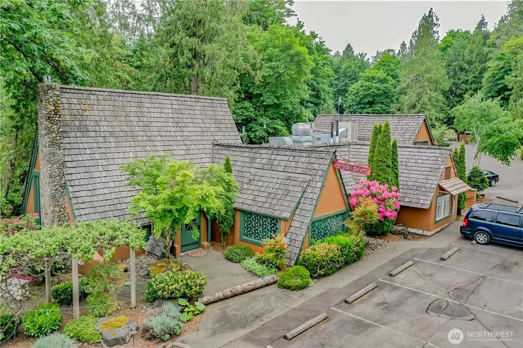 180 E Pine Street Union WA 98592