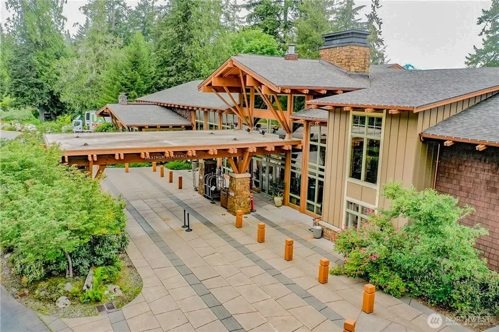 180 E Pine Street Union WA 98592