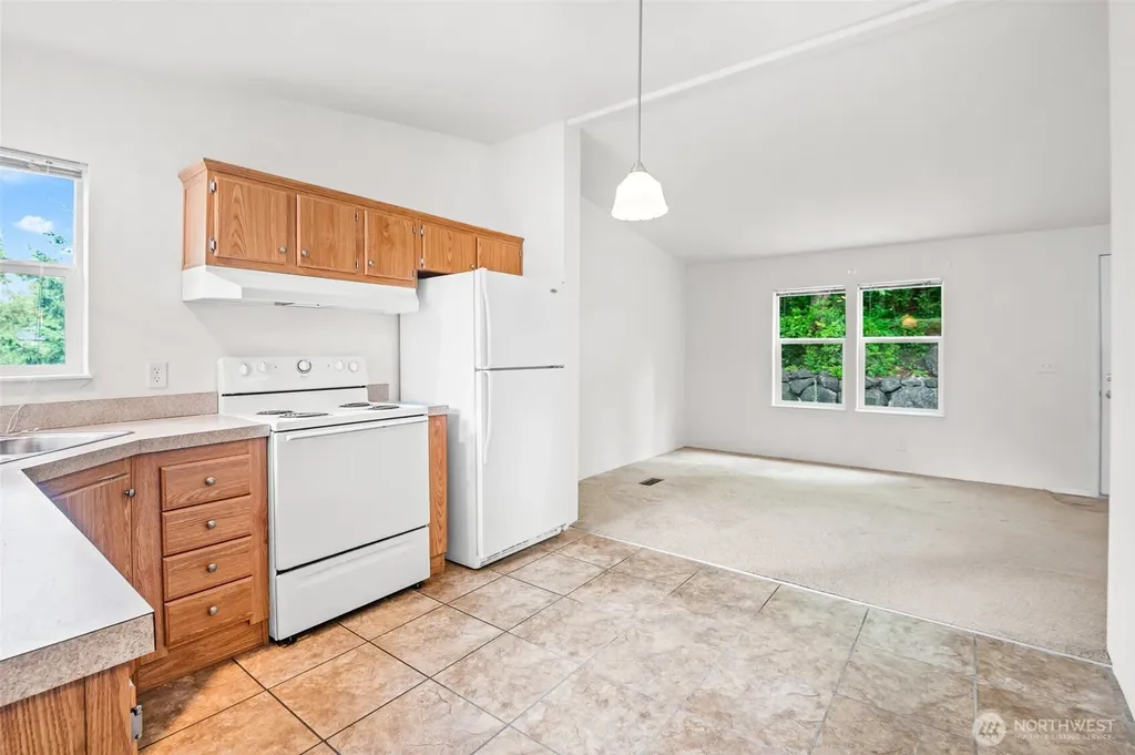 180 E Pine Street Union WA 98592