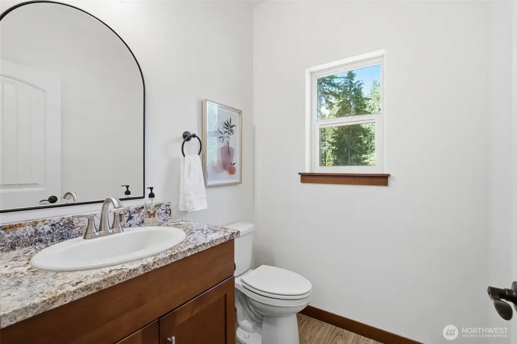 6518 Jermar Lane NW Seabeck WA 98380