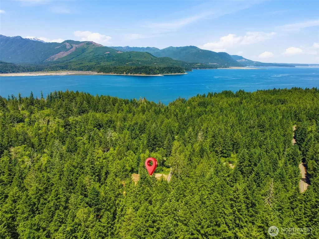 6518 Jermar Lane NW Seabeck WA 98380