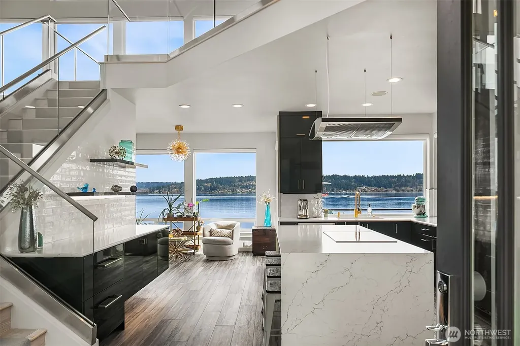 3828 W Lake Sammamish Parkway SE Bellevue WA 98008
