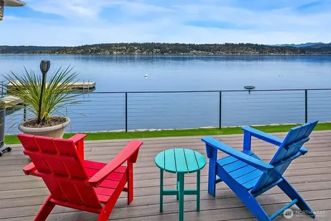 3828 W Lake Sammamish Parkway SE Bellevue WA 98008