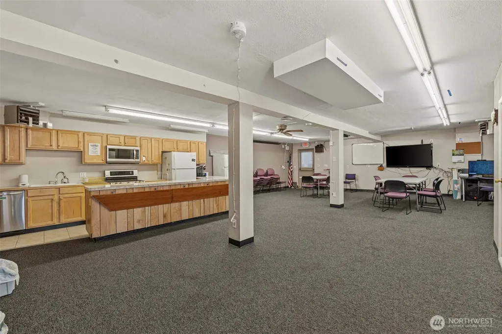 2407 NW 60th Street Seattle WA 98107