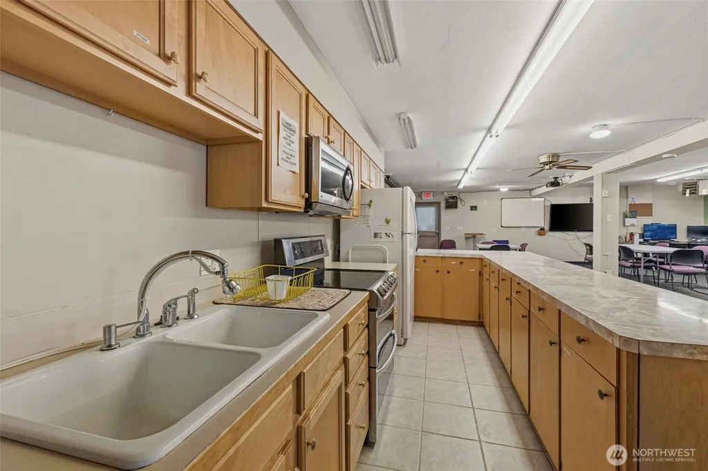 2407 NW 60th Street Seattle WA 98107