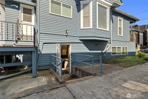 2407 NW 60th Street Seattle WA 98107