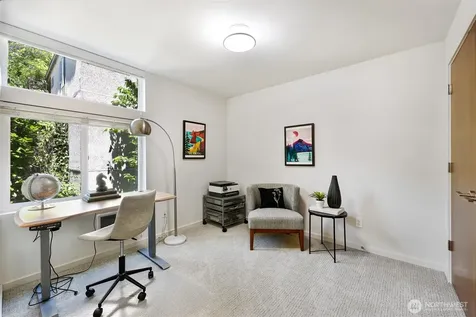 2605 22nd Ave W Unit B Seattle WA 98199