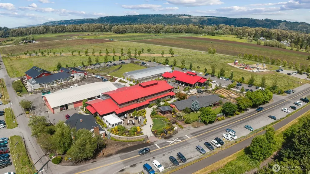 3304 E Pioneer Puyallup WA 98372
