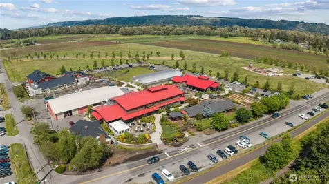 3304 E Pioneer Puyallup WA 98372