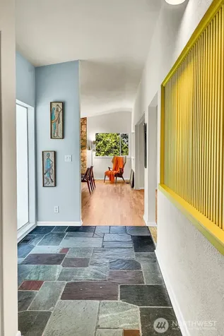 4802 24th Place S Seattle WA 98108