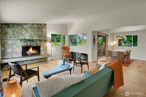 4802 24th Place S Seattle WA 98108