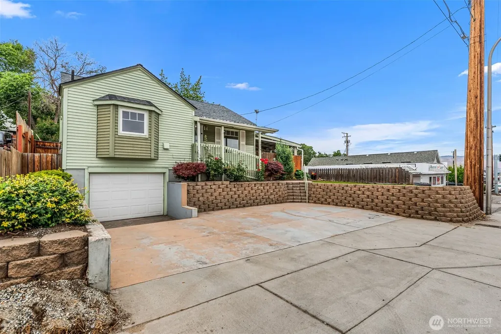 1014 S Mission Street Wenatchee WA 98801