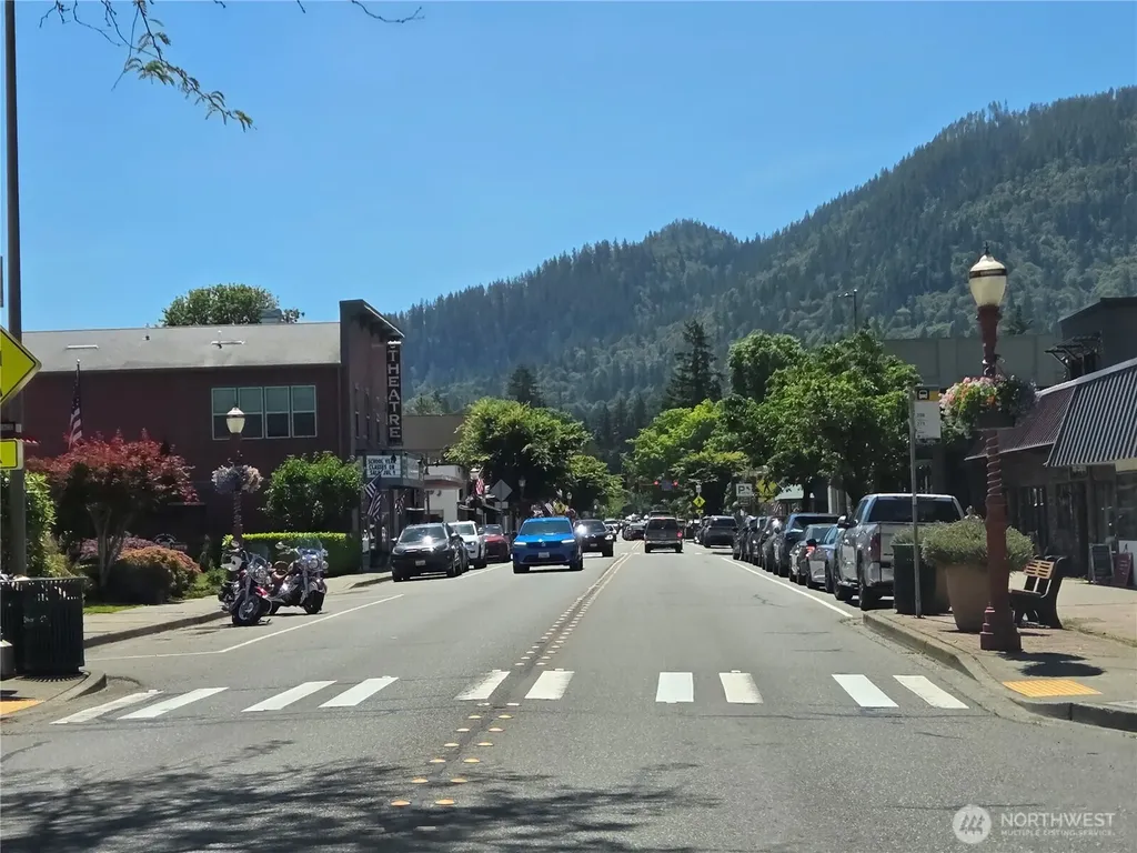 885 Front Street S Issaquah WA 98027