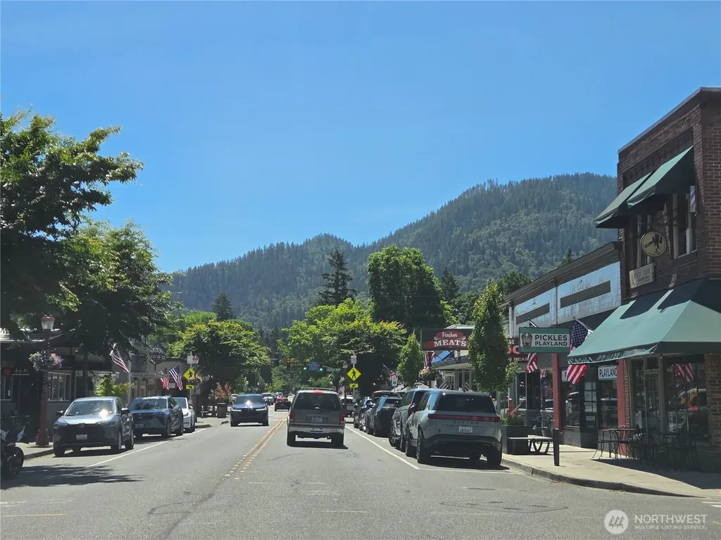 885 Front Street S Issaquah WA 98027
