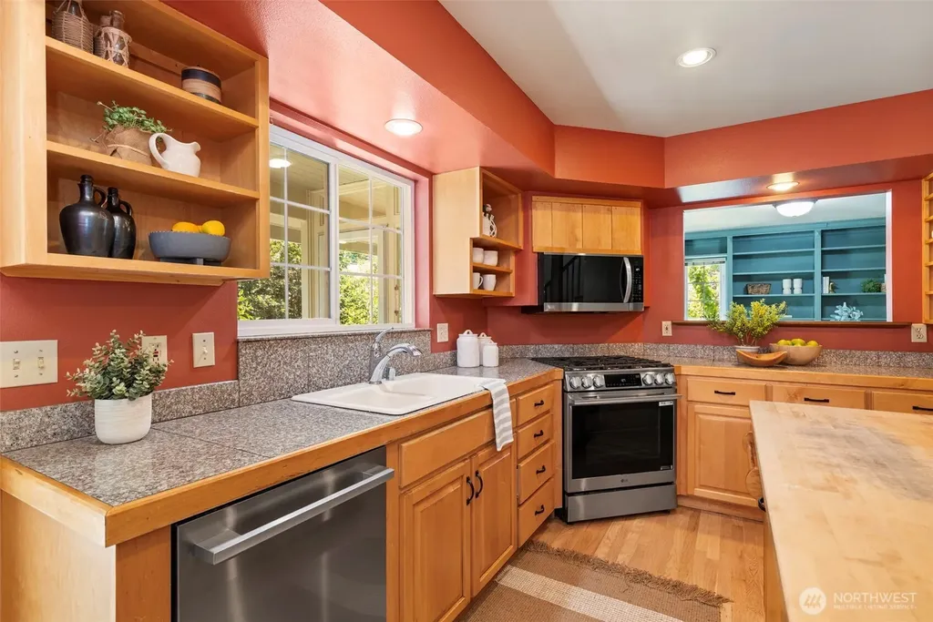 1757 Maple Street Port Townsend WA 98368