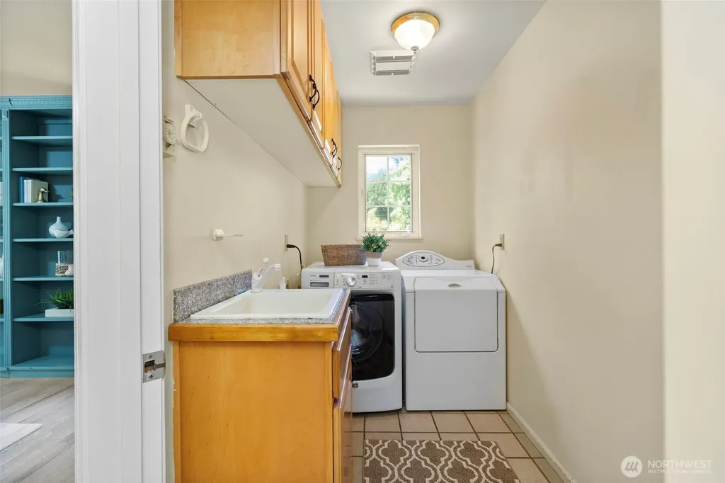 1757 Maple Street Port Townsend WA 98368