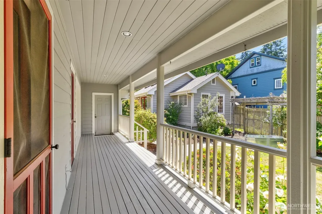 1757 Maple Street Port Townsend WA 98368