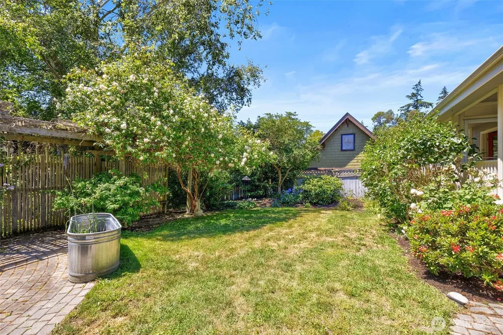 1757 Maple Street Port Townsend WA 98368