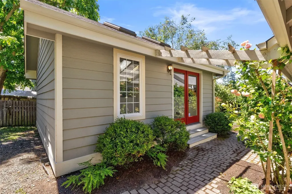 1757 Maple Street Port Townsend WA 98368