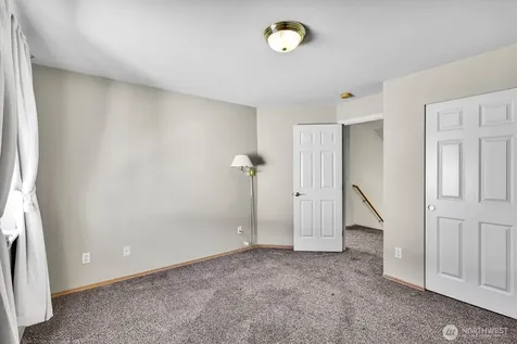 915 N Laurel Lane Tacoma WA 98406