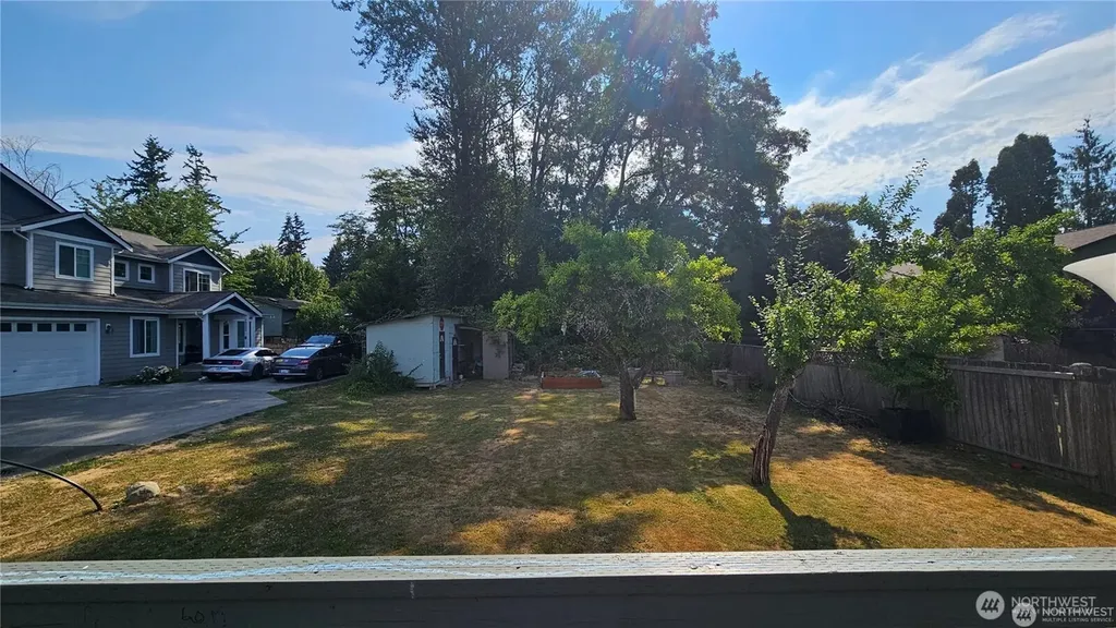 18534 Stone Avenue N Shoreline WA 98133