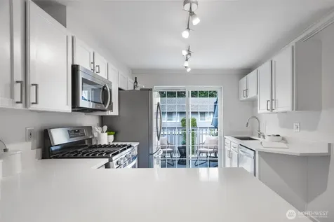 14534 12th Avenue NE Shoreline WA 98155