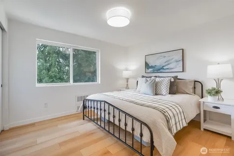 14534 12th Avenue NE Shoreline WA 98155