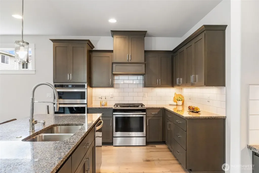 33533 Juniper Avenue SE Black Diamond WA 98010