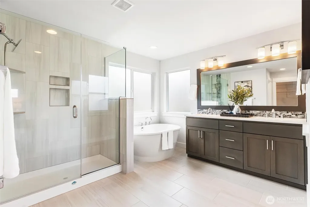 33533 Juniper Avenue SE Black Diamond WA 98010