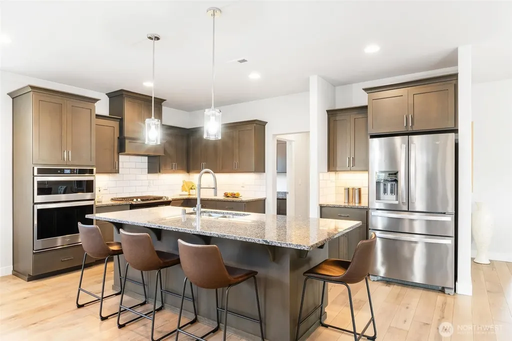 33533 Juniper Avenue SE Black Diamond WA 98010